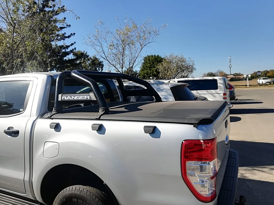 Ford Ranger T6 /7 double cab roll bar and clip on Toni for sale - Private Seller