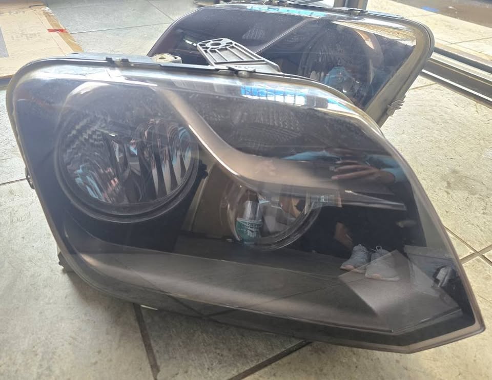 Volkswagen Amarok 2.0 Headlights Used For Sale - Private Seller