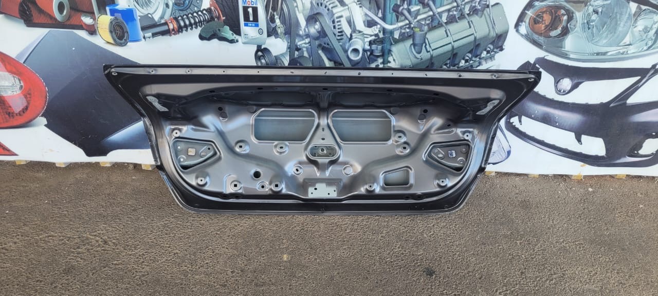 2021 MAZDA 3 SEDAN BOOTLID FOR SALE. IN EXCELLENT CONDITION - Private Seller 2021 MAZDA 3 SEDAN BOOTLID FOR SALE. IN EXCELLENT CONDITION - Private Seller