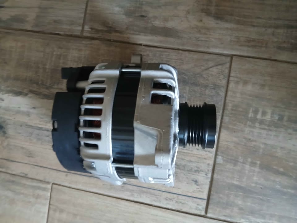 Mercedes benz M270 Alternator