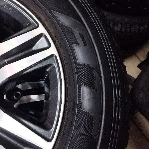 fairly used fortuner toyota rims and tyres
