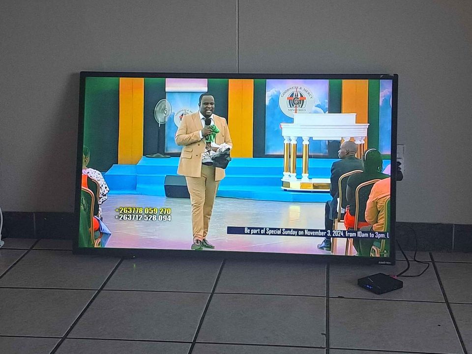 Sinotec 50inch TV