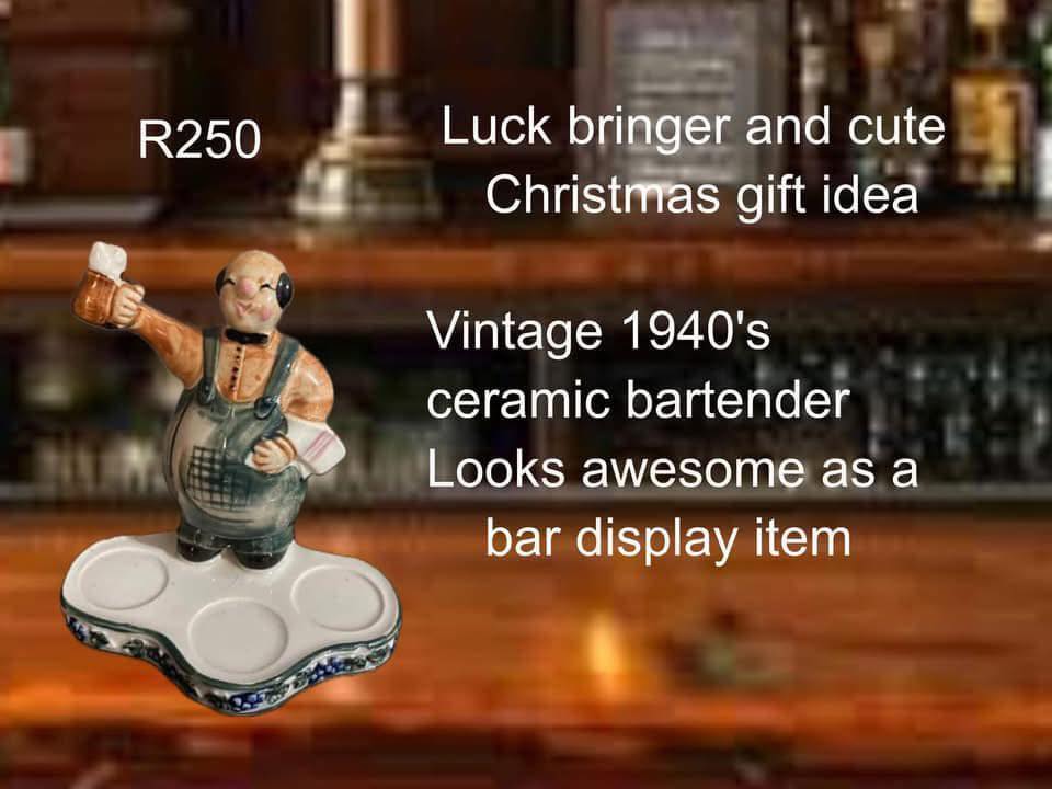 Vintage 1940’s ceramic bartender Vintage 1940’s ceramic bartender