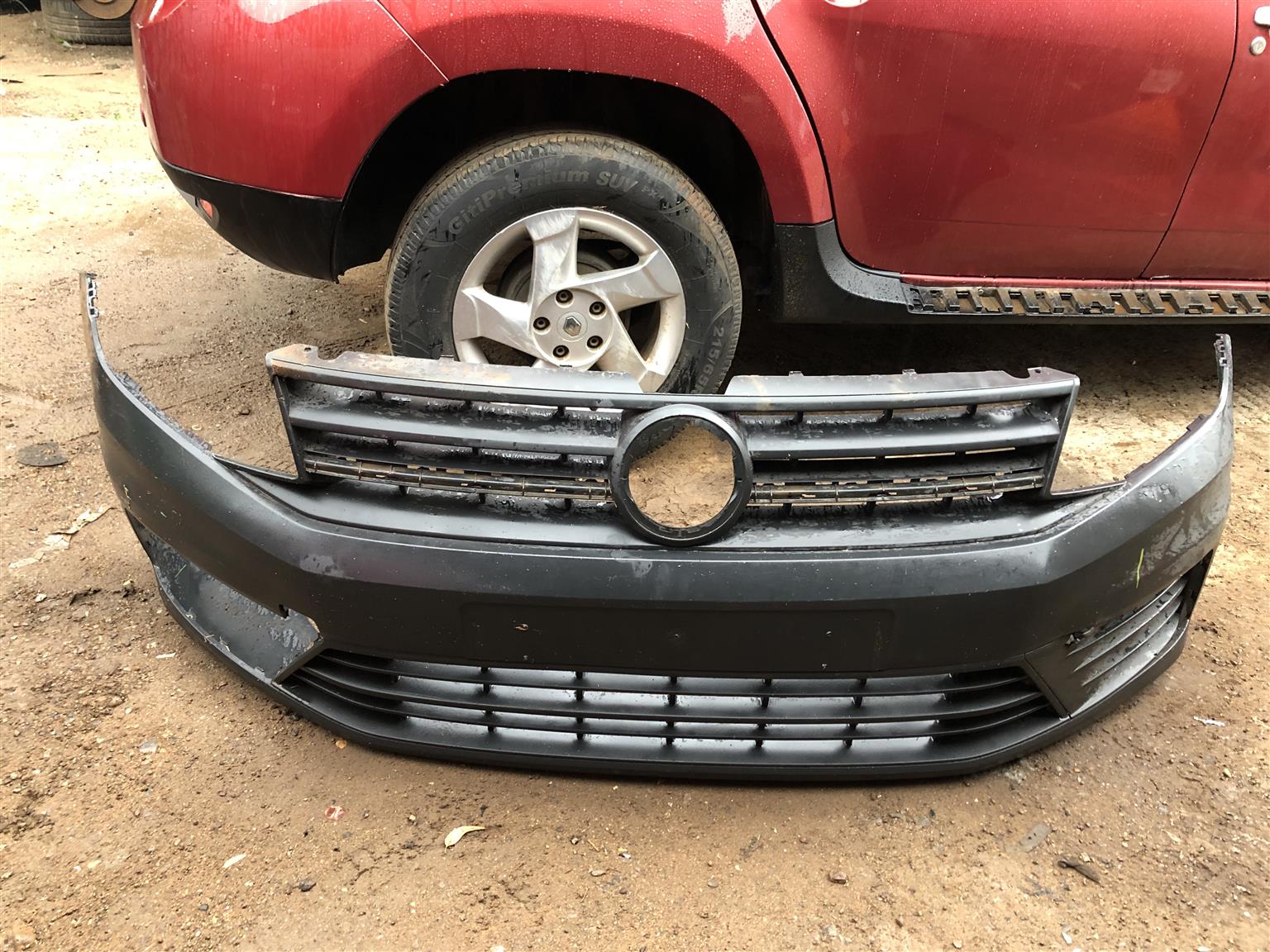 Volkswagen Caddy 2015-2020 Front Bumper - Private Seller Volkswagen Caddy 2015-2020 Front Bumper - Private Seller