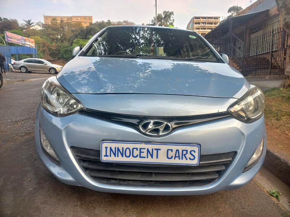 2013 HYUNDAI i20 1.4 PETROL, MANUAL, SKY BLUE COLOR, MILEAGE 80000KMS