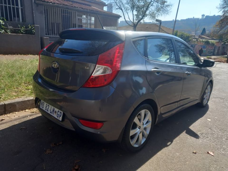 2016 Hyundai Accent HATCHBACK 1.6 Automatic, 80000kms
