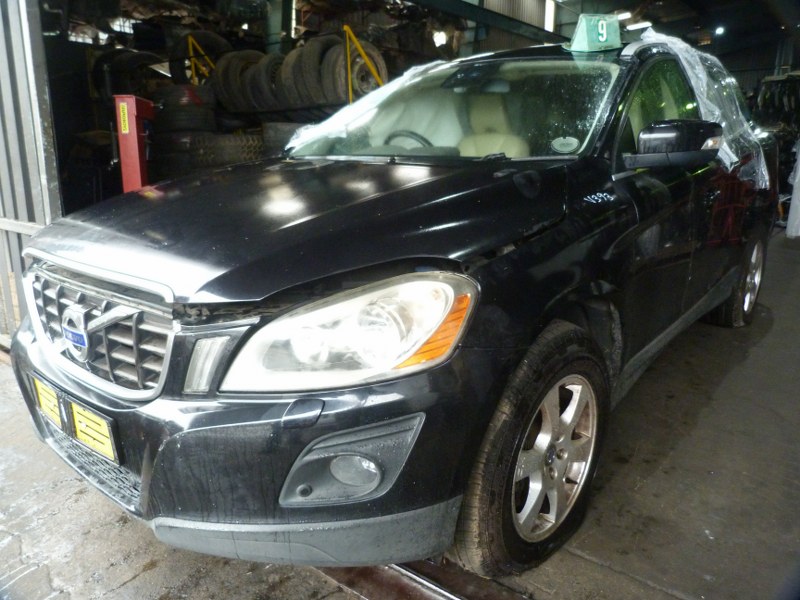 Volvo XC60 D5 AT Black - 2009 STRIPPING FOR SPARES - Private Seller Volvo XC60 D5 AT Black - 2009 STRIPPING FOR SPARES - Private Seller