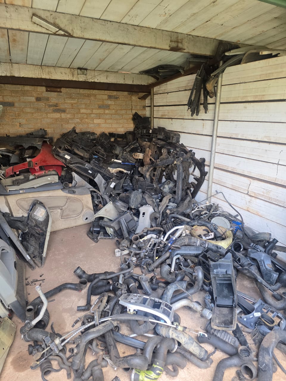 Various Hummer parts for sale