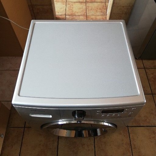 Samsung front loader 6KG fair used condition digital working spin wash dry everything is 100 