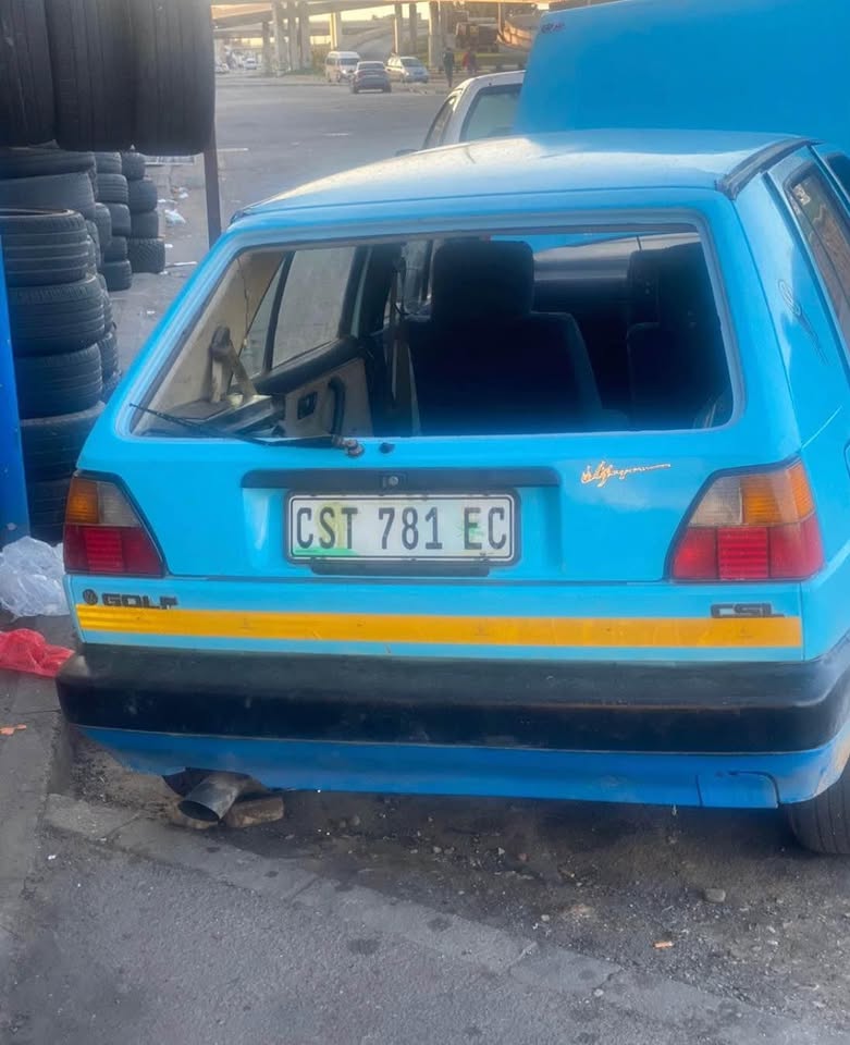 stripping Golf 2 - Private Seller stripping Golf 2 - Private Seller