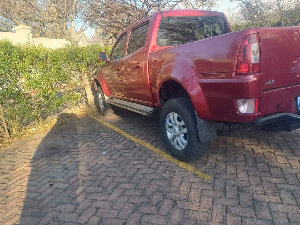 Double Cab Tata done 73000km
