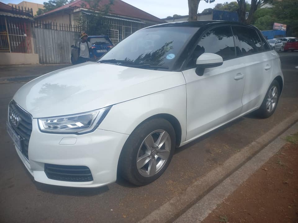 2013 AUDI A1 TFSI HATCHBACK 1.4 PETROL, AUTOMATIC, WHITE COLOR