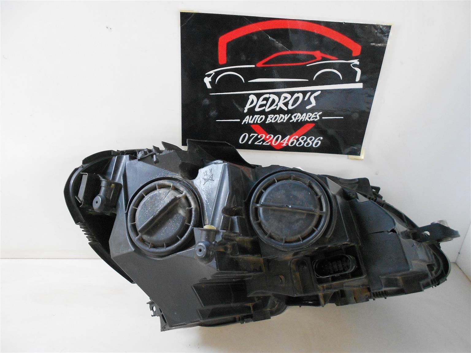Mercedes W204 Facelift Headlight