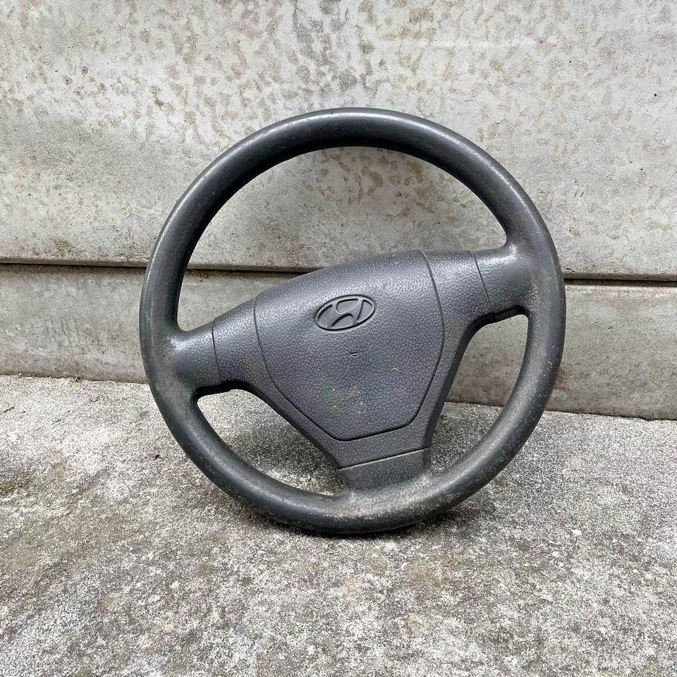 Hyundai Getz Steering Wheel - Private Seller Hyundai Getz Steering Wheel - Private Seller