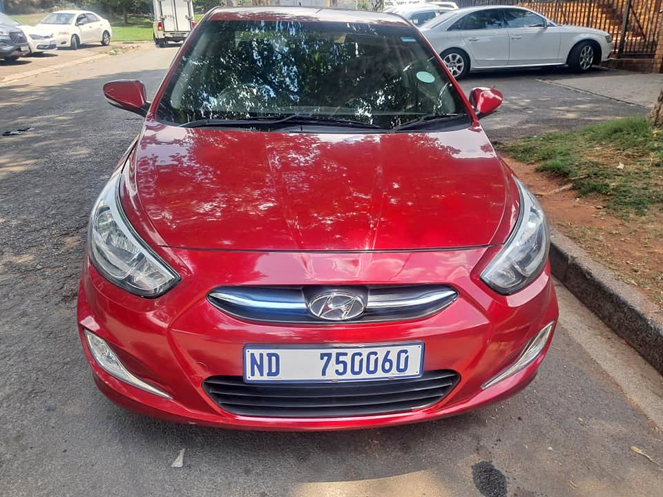 Hyundai Accent 1.6 Gls 2019 Sadan for sale