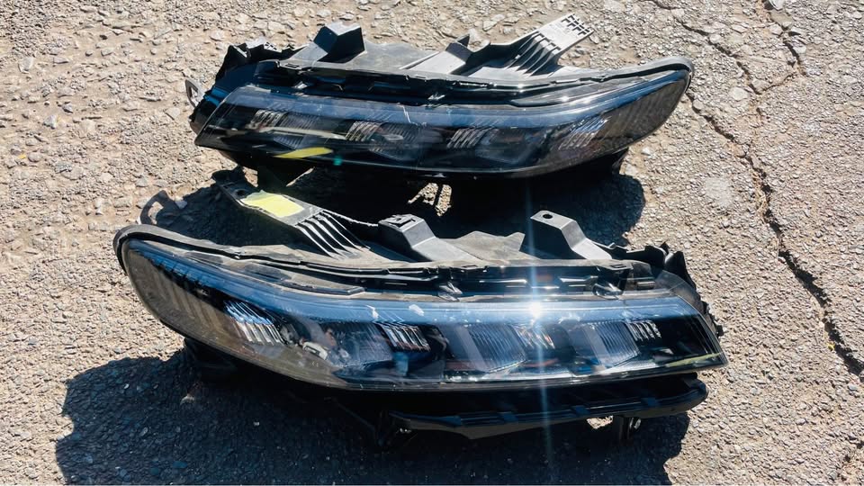 SUZUKI FRONX HEADLIGHTS - Private Seller SUZUKI FRONX HEADLIGHTS - Private Seller