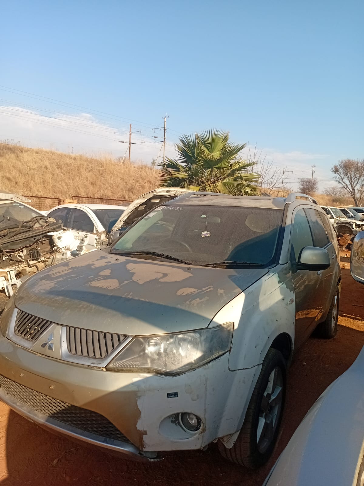 Mitsubishi Outlander 2.4 2007 Year Model Stripping For Spares - Private Seller
