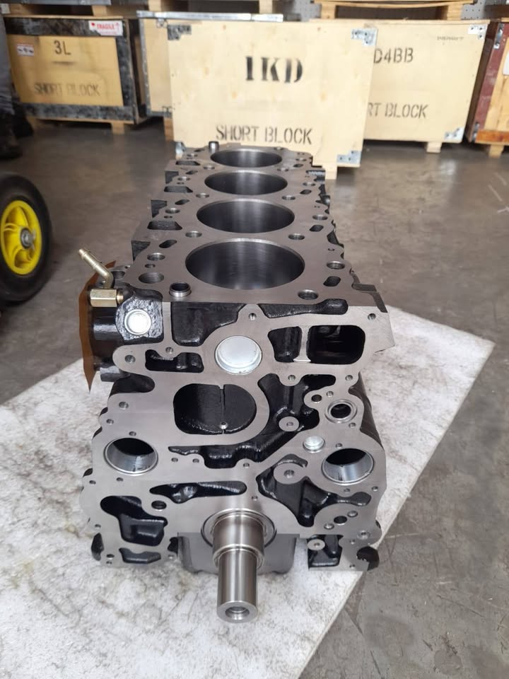 Toyota hilux/fortuner 3.0 D4D sub assembly (1kd) - Private Seller Toyota hilux/fortuner 3.0 D4D sub assembly (1kd) - Private Seller