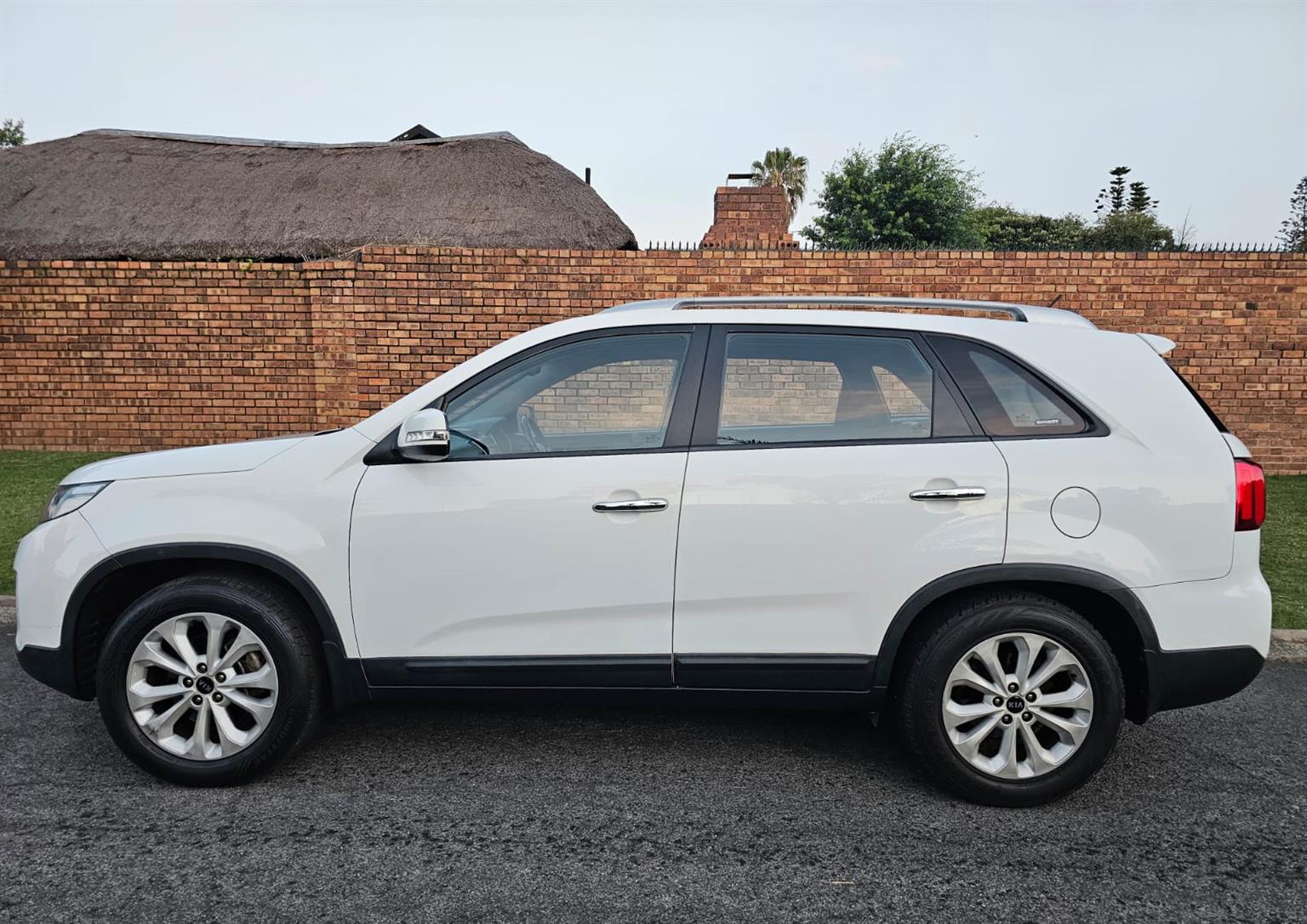 Used 2013 Kia Sorento 2.2CRDi auto - Private Seller