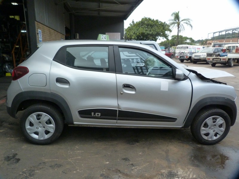 Renault Kwid 1.0 Expression Life Manual Silver - 2023 STRIPPING FOR SPARES - Private Seller Renault Kwid 1.0 Expression Life Manual Silver - 2023 STRIPPING FOR SPARES - Private Seller