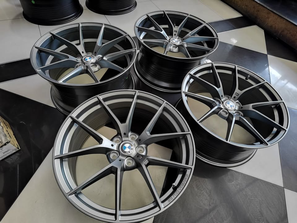 BMW 20 INCH RIMS/WHEELS 10.5j rear 9j front - Private Seller