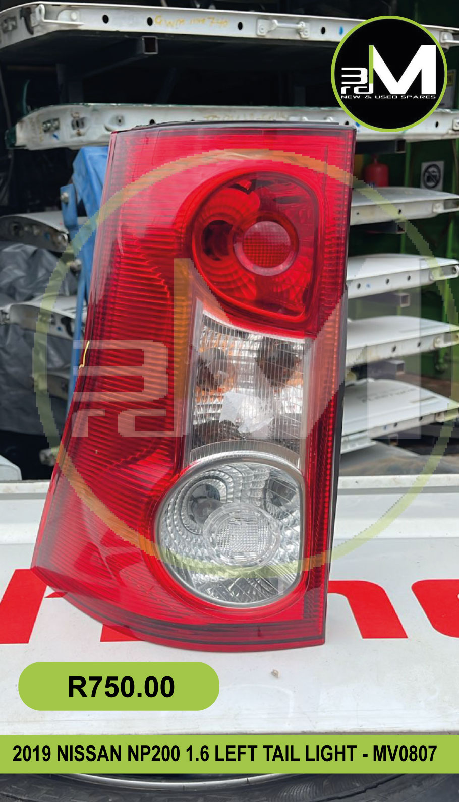 2019 NISSAN NP200 1.6 LEFT TAIL LIGHT - MV0807 - Private Seller 2019 NISSAN NP200 1.6 LEFT TAIL LIGHT - MV0807 - Private Seller