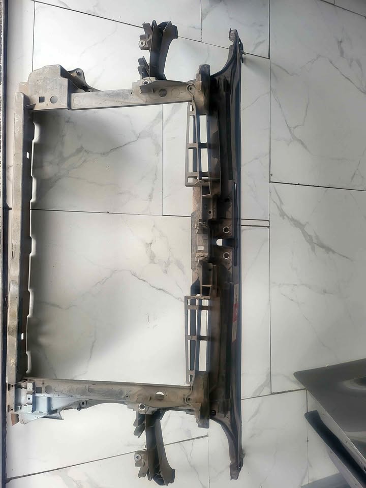 2008-2012 Audi A3 Cradle for sale - Private Seller 2008-2012 Audi A3 Cradle for sale - Private Seller
