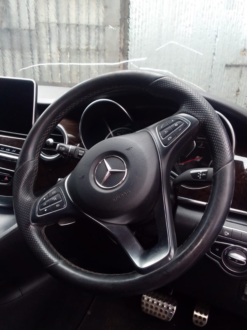 W447 Vito Steering Wheel for Sale - Private Seller W447 Vito Steering Wheel for Sale - Private Seller