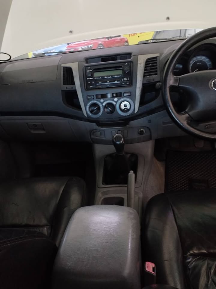 2008 TOYOTA HILUX D4D 3.0  DOUBLE CAB MANUAL