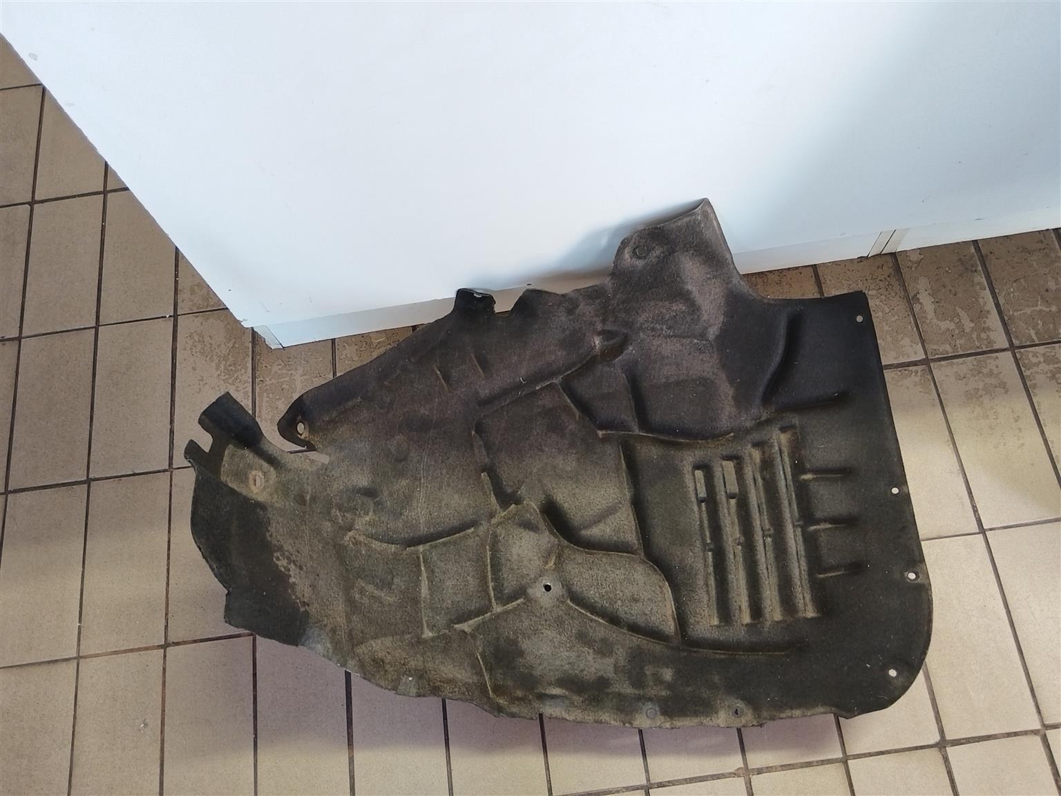 2018 AUDI Q7 FENDER LINER AVAILABLE FOR SALE - Private Seller