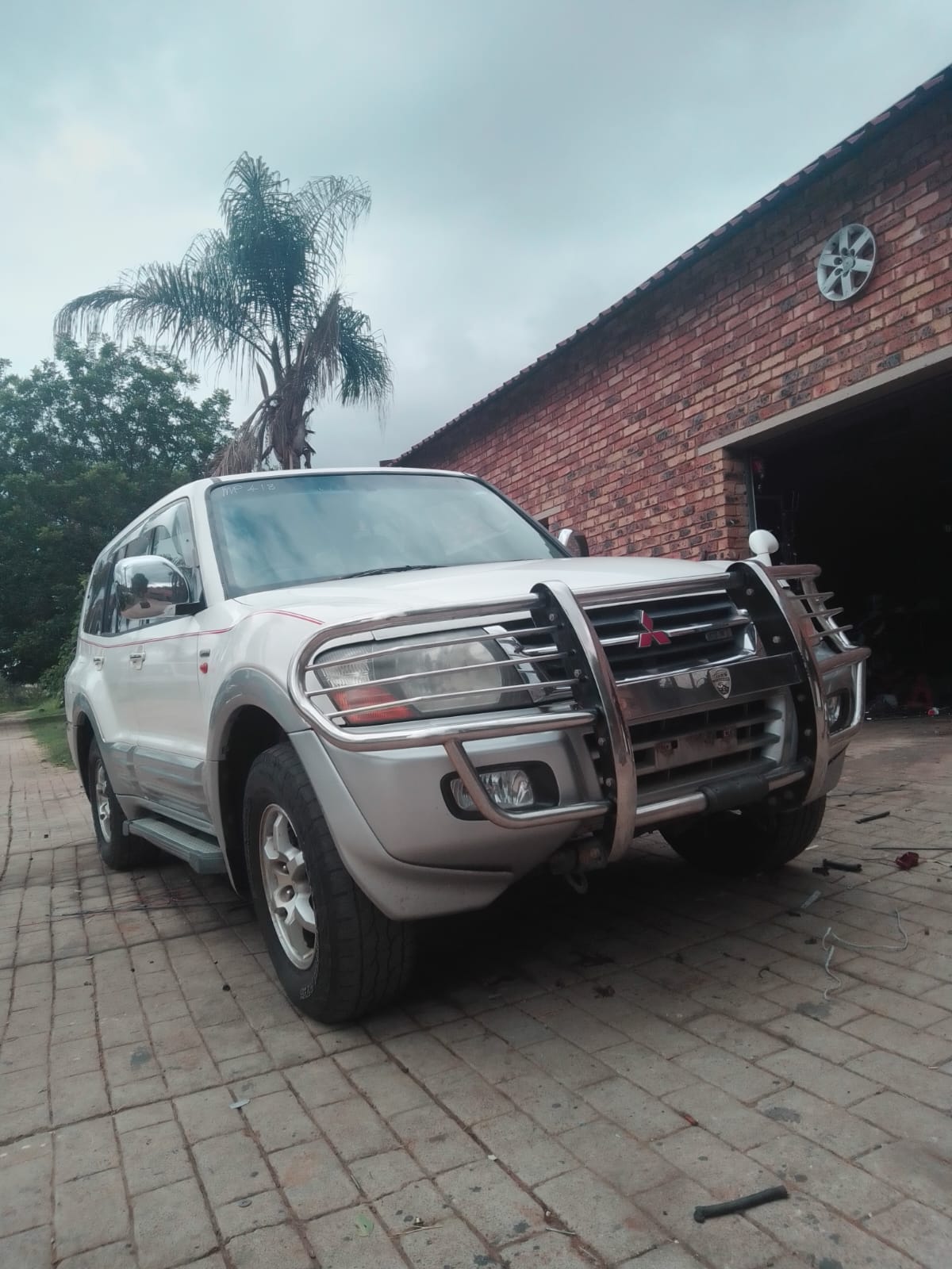 Mitsubishi Pajero 3.5 GDI  LWB 2001 Model Stripping For Spares - Private Seller