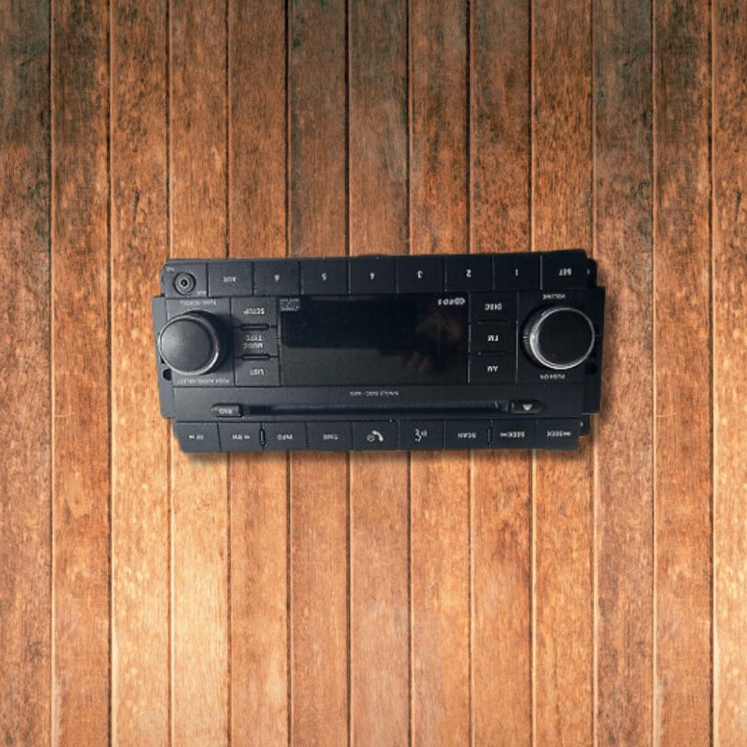 Jeep Liberty Radio - Private Seller Jeep Liberty Radio - Private Seller