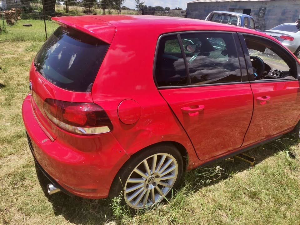 Golf 6 gti dsg stripping for spares - Private Seller Golf 6 gti dsg stripping for spares - Private Seller