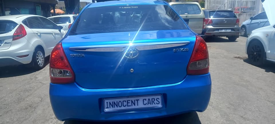 2013 TOYOTA ETIOS 1.5 PETROL, MANUAL, 89000KM, BLUE COLOUR