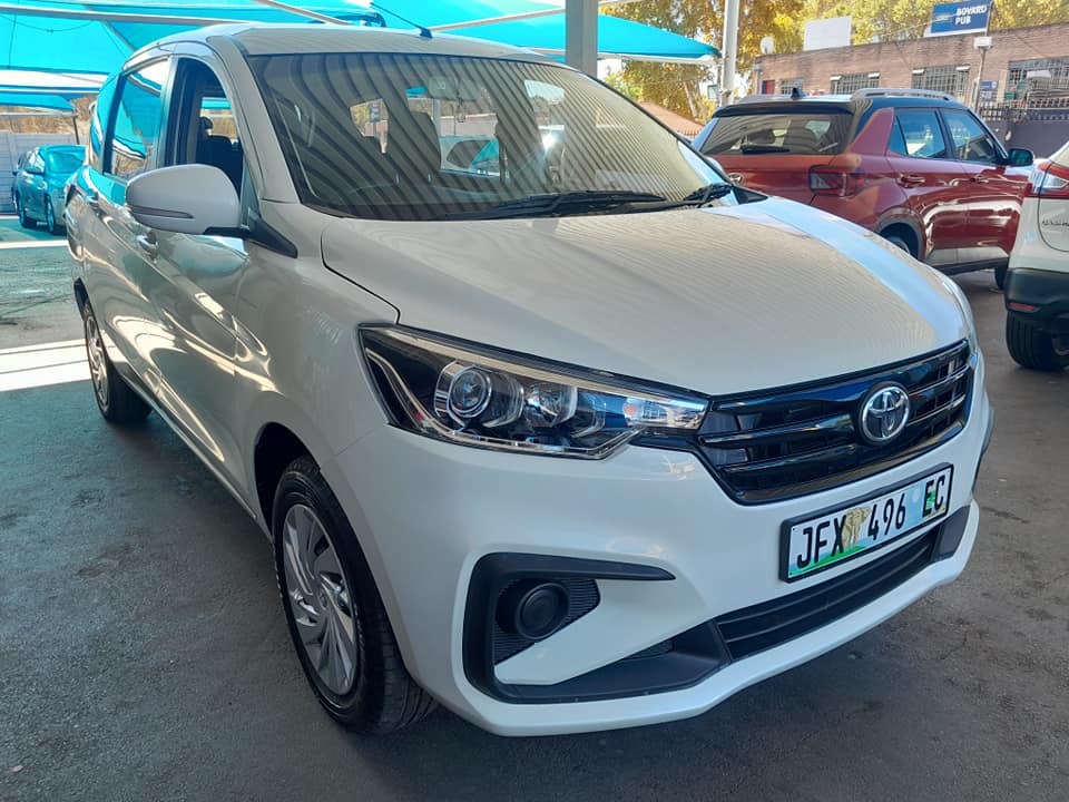 2021 TOYOTA RUMION 1.5 SX 7SEATER MANUAL