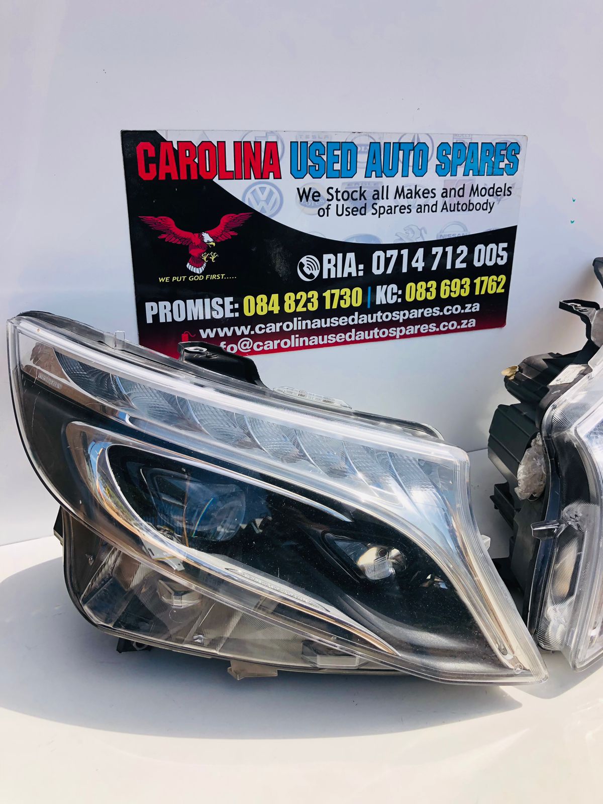 Mercedes Benz W447 Viano V-Class xenon headlights - Private Seller Mercedes Benz W447 Viano V-Class xenon headlights - Private Seller