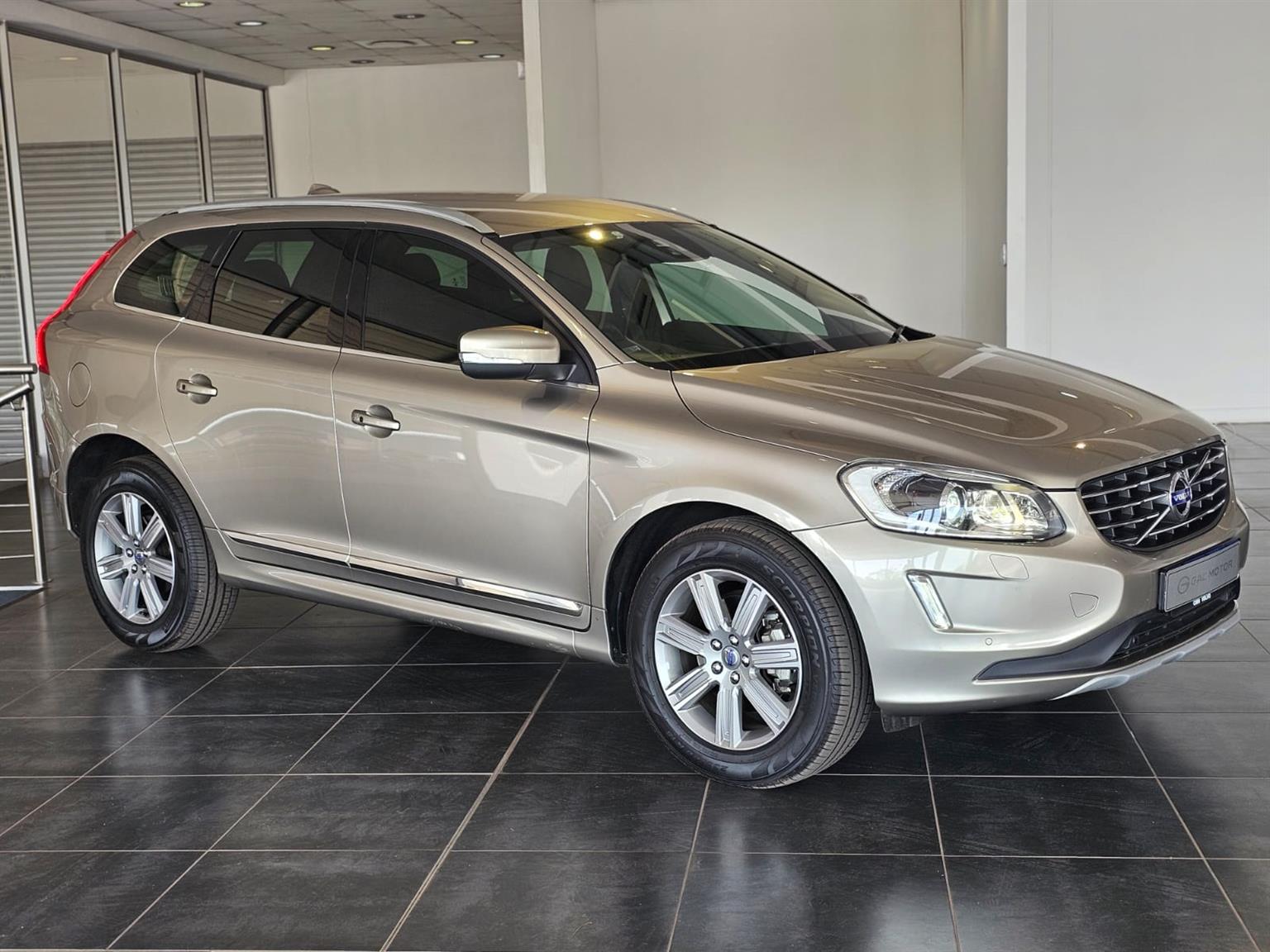 Used 2016 Volvo XC60 T5 Inscription - Private Seller Used 2016 Volvo XC60 T5 Inscription - Private Seller
