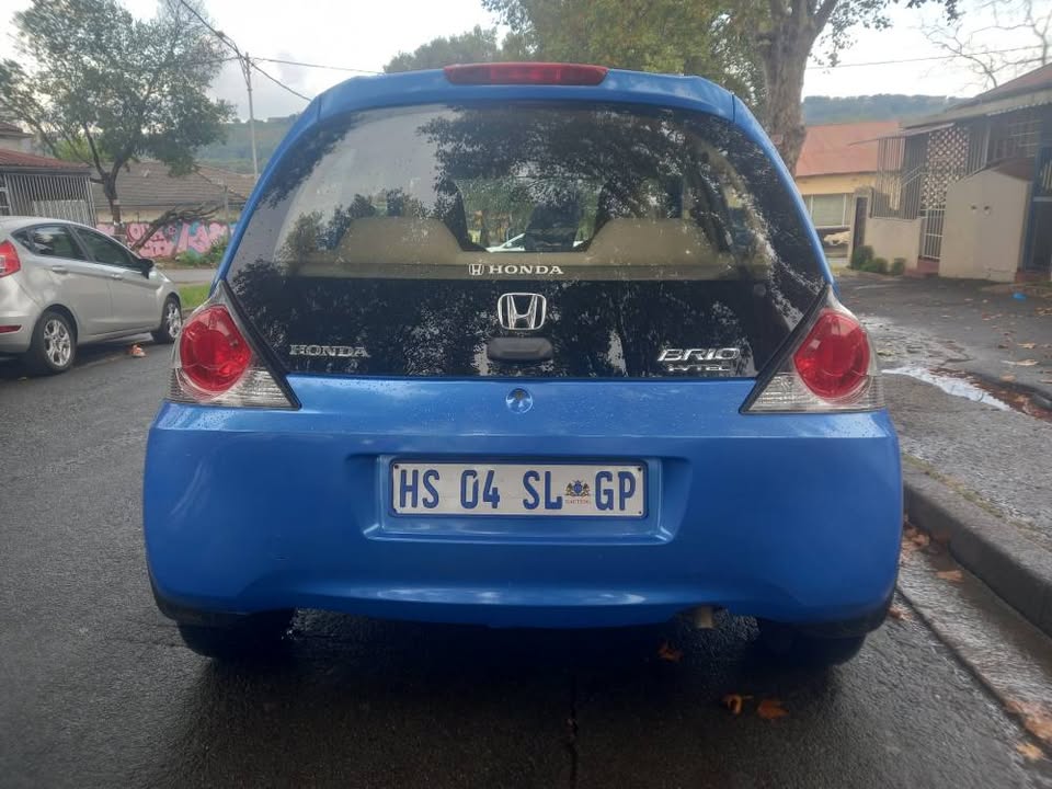 2013 Honda Brio I-Vtec petrol, Manual, Blue, 122000kms