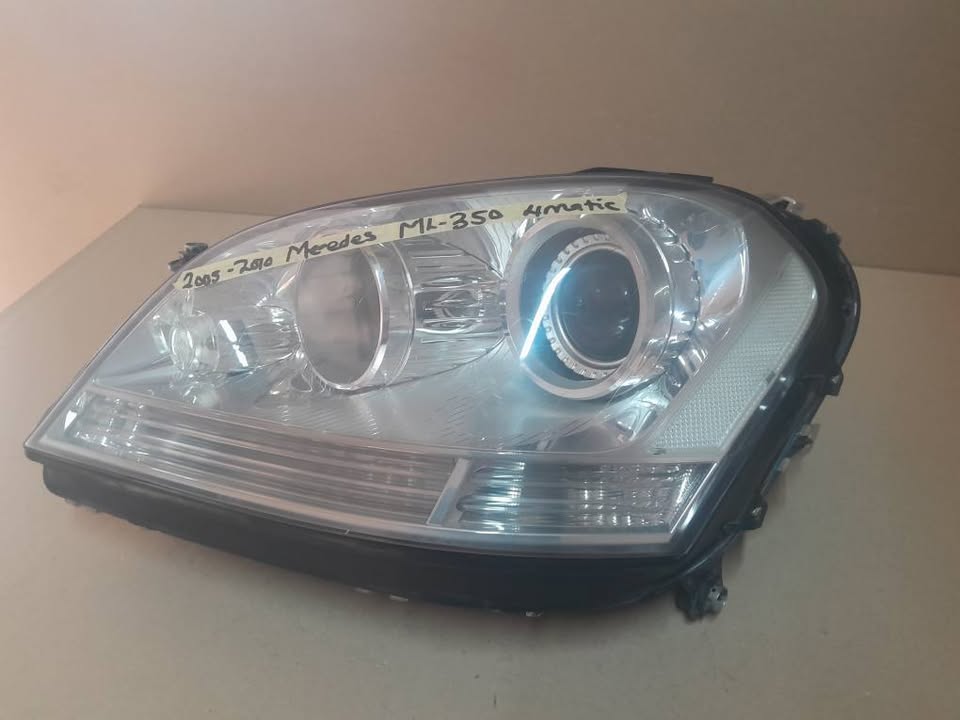 2005-2010 MERCEDES BENZ ML350 4MATIC LEFT SIDE HEADLIGHT FOR SALE