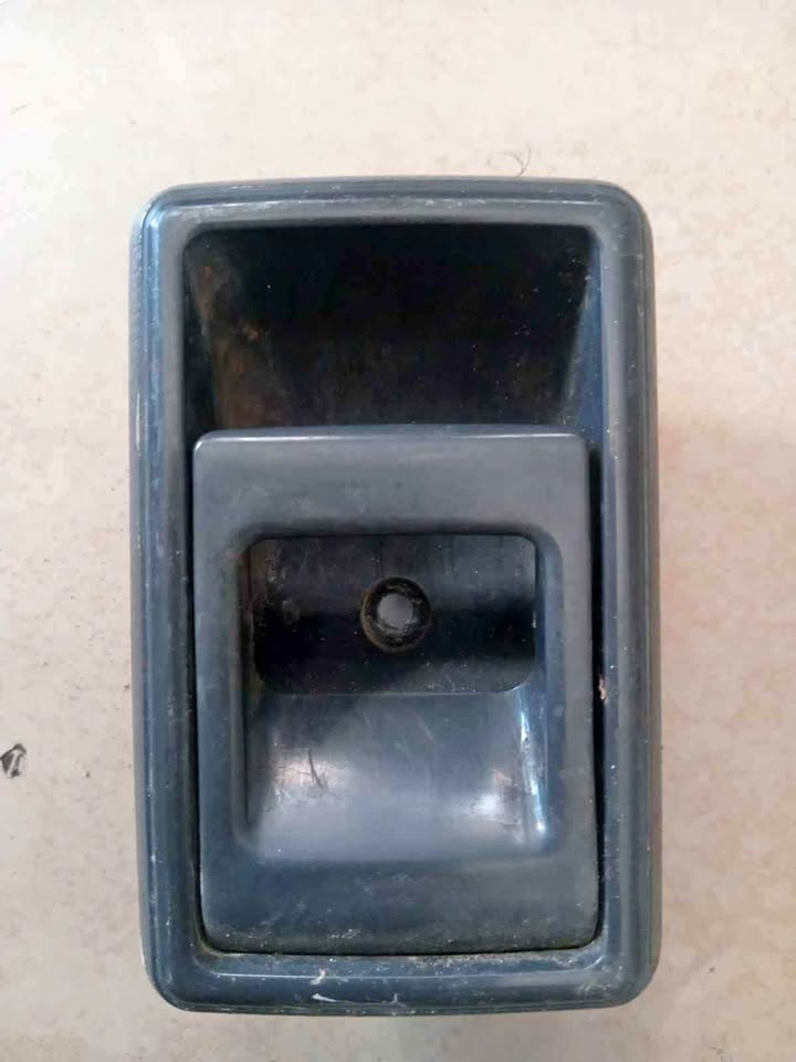 Toyota Tazz inner door handle