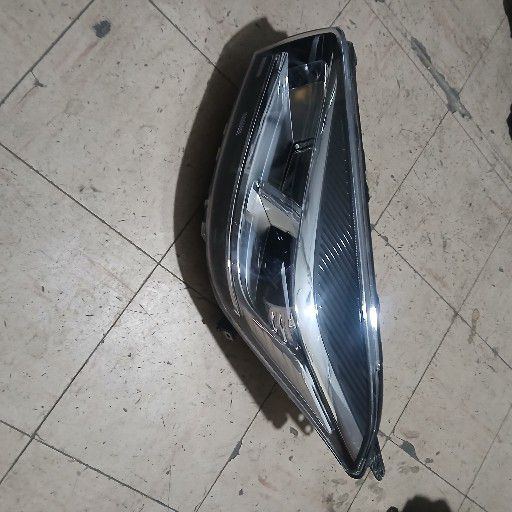 chery tiggo 4 headlight - Private Seller chery tiggo 4 headlight - Private Seller