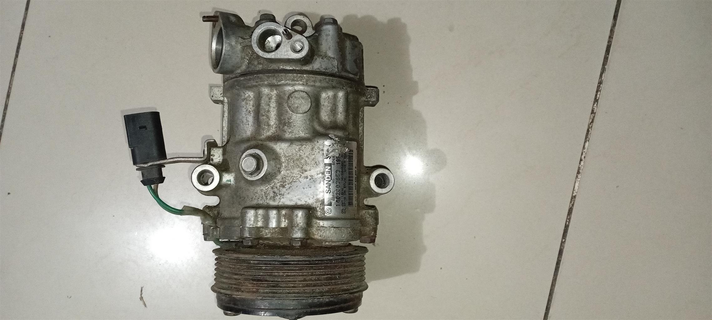 Polo aircon compressor - Private Seller Polo aircon compressor - Private Seller
