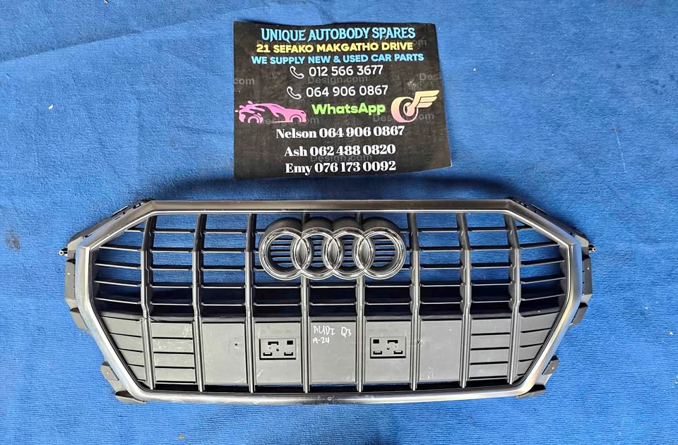 Audi Q Main Front Grille