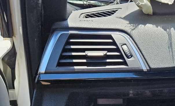 Bmw F30 320d air vents for sale used - Private Seller