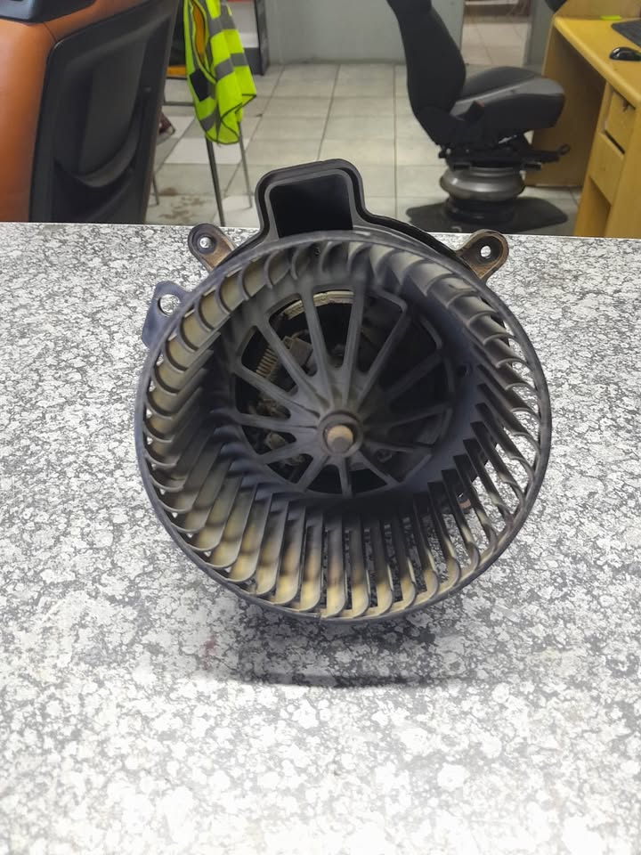 VW Polo 6 Blower Fan-used - Private Seller