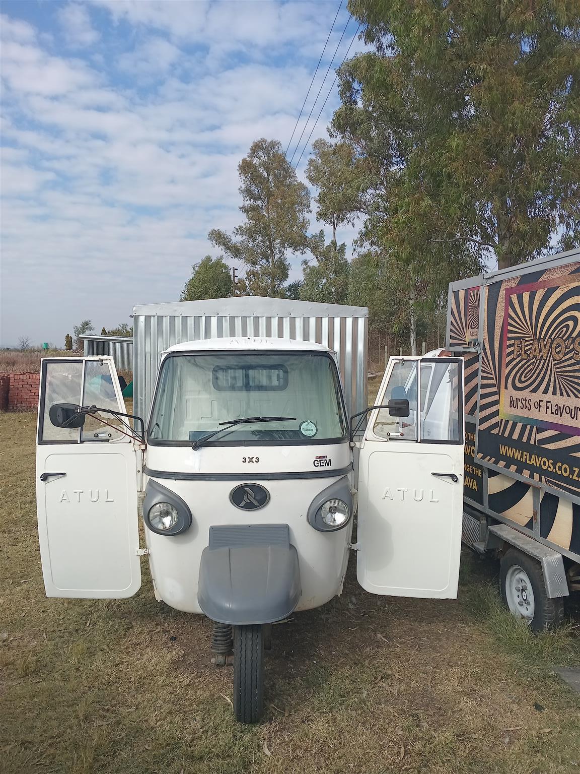 TukTuk Atul Gem diesel for sale - Private Seller TukTuk Atul Gem diesel for sale - Private Seller