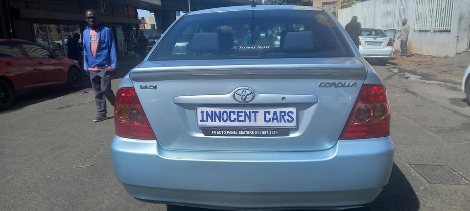 2006 TOYOTA COROLLA 1.6 MANUAL TRANSMISSION.. BLUE COLOUR.. 81000KM