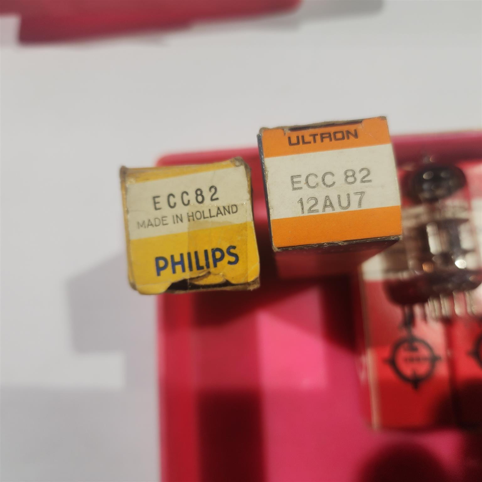 Vacuum tubes for radio and audio equipment
