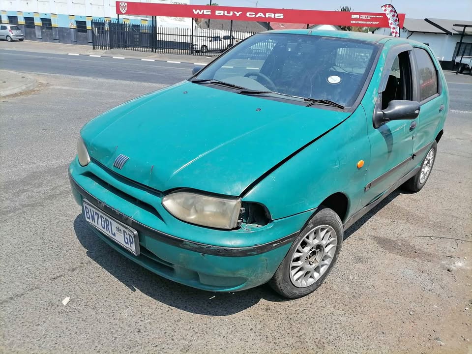 Fiat palio stripping for spares - Private Seller Fiat palio stripping for spares - Private Seller