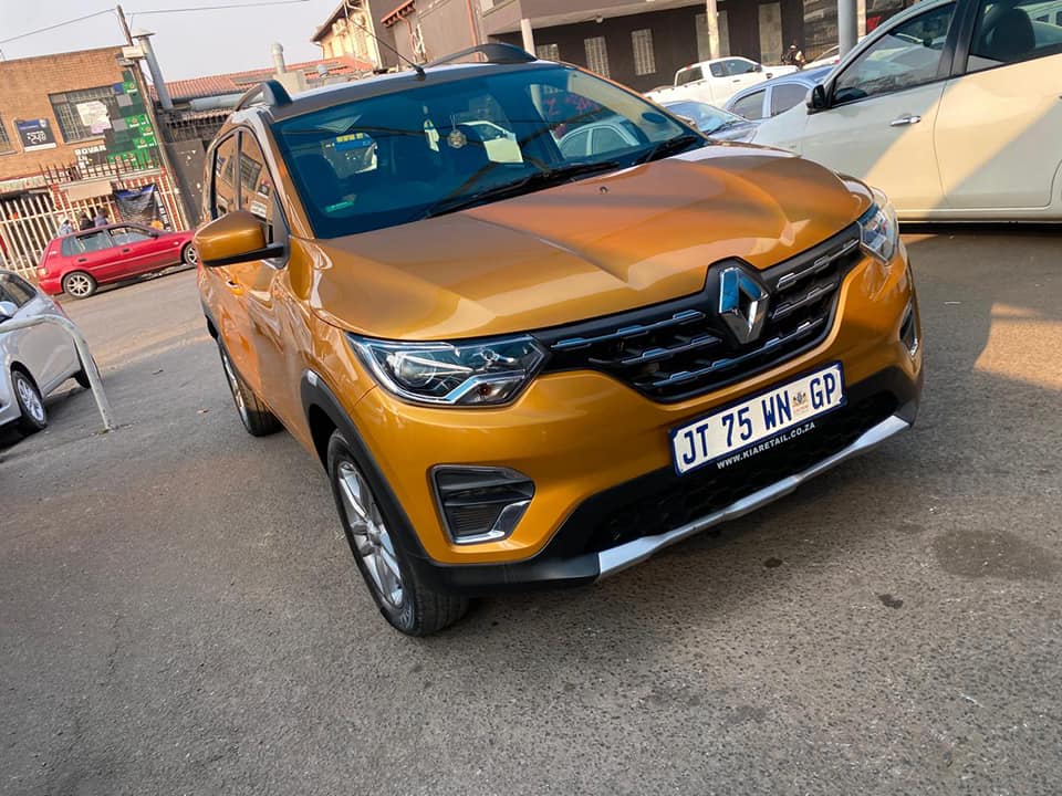2020 RENAULT TRIBER 1.0 7SEATER AUTOMATIC
